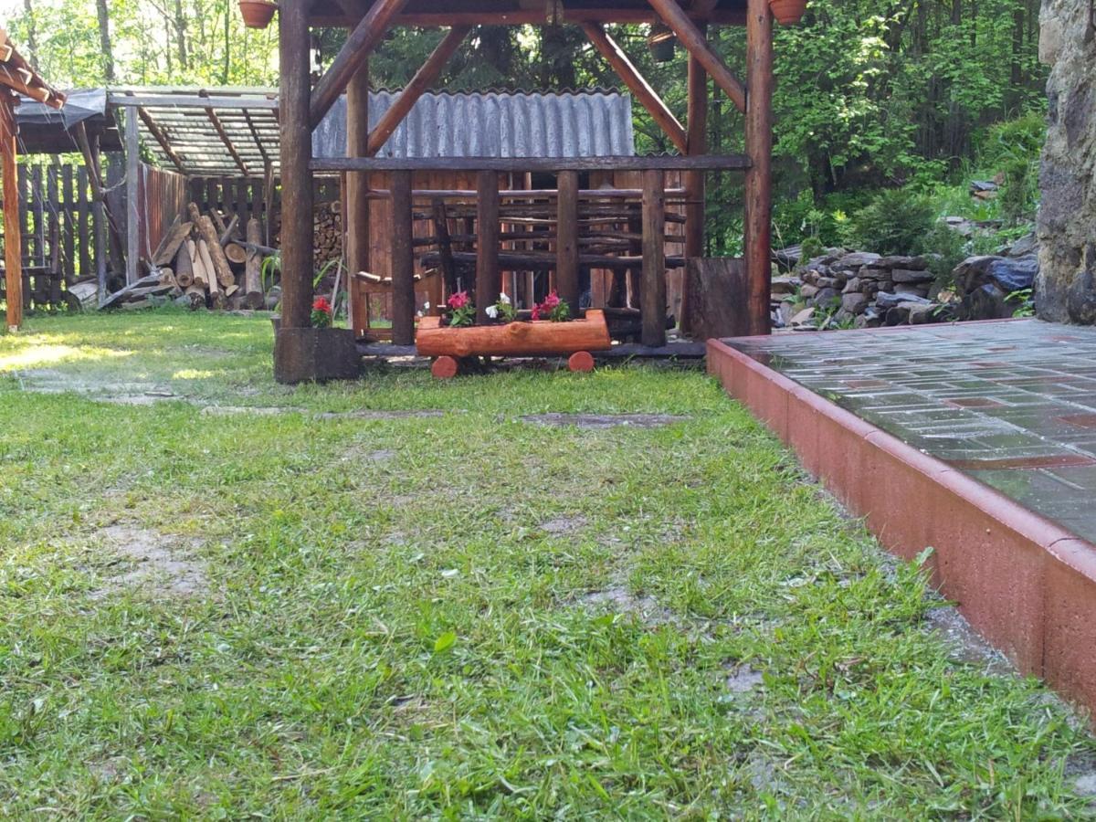 Villa Toeroek Kulcsoshaz Băile Homorod Exterior foto